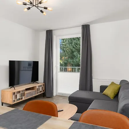 Apartment Lofts - Komfortable Fuer 4 Mit Balkon Nahe Vw-werk