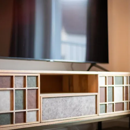 Lofts - Komfortable Fuer 4 Mit Balkon Nahe Vw-werk Apartment Kassel