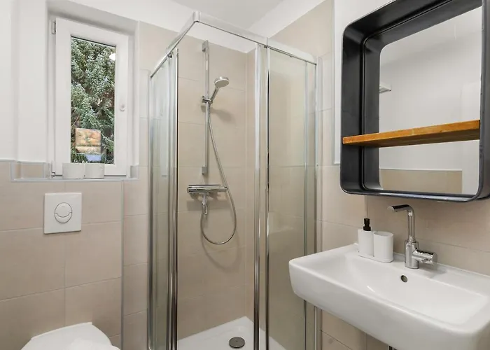 Lofts - Komfortable Fuer 4 Mit Balkon Nahe Vw-werk *